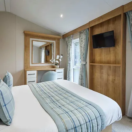 Country With Hot Tub
