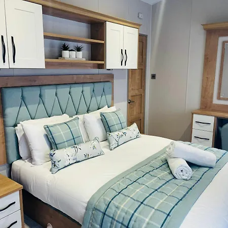 Country With Hot Tub * ヨーク